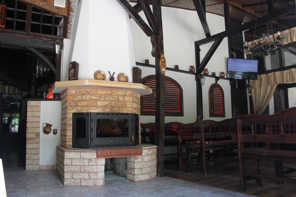 Guest House Chinarite Szandanszki Kültér fotó