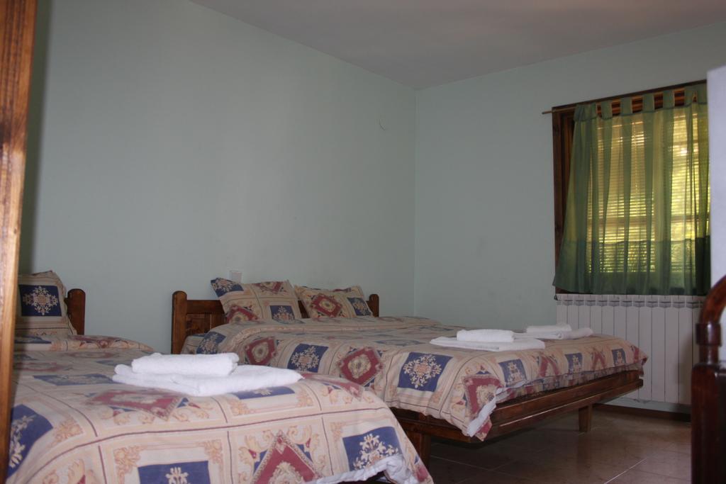 Guest House Chinarite Szandanszki Szoba fotó